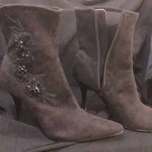 Ankle boots